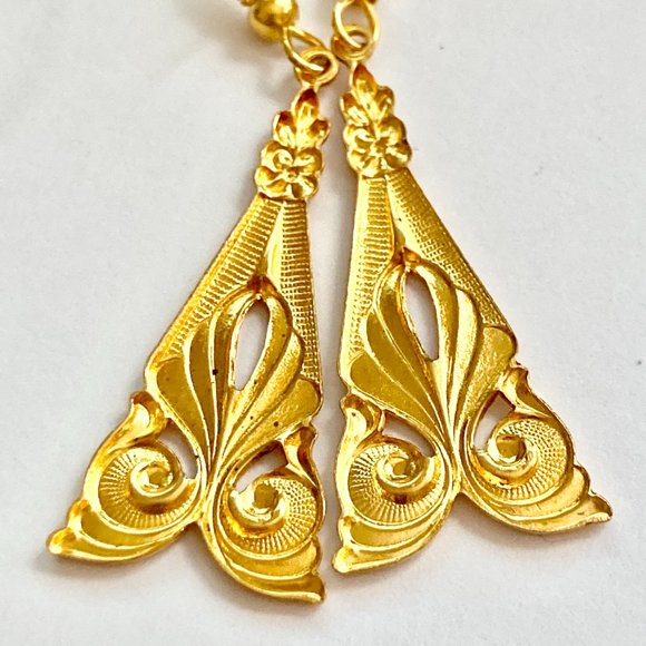 Vintage Filigree Gold Plated Art Deco Earrings Dangle Triangle Nouveau - Picture 3 of 7